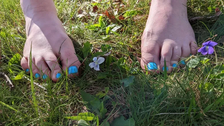 OnlyFans cuenta frogsonsaturn header 2