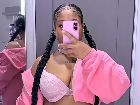 OnlyFans account  myywayy header 2