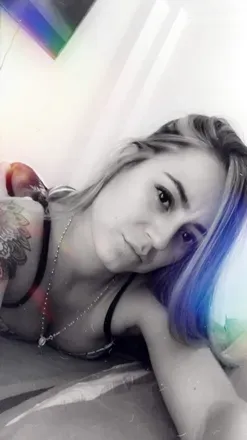 OnlyFans cuenta manubr0413 avatar 1