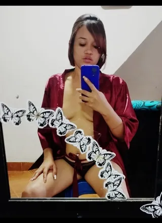 OnlyFans cuenta neyivem87 header 2