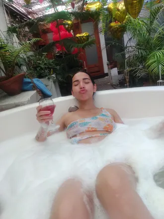 OnlyFans cuenta rorovalentina header 2