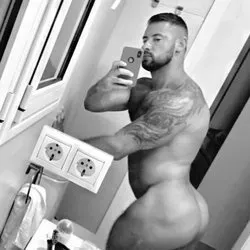 OnlyFans cuenta musclebeach32 avatar 1