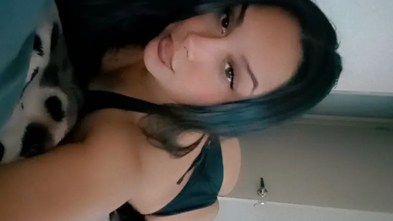 OnlyFans account  queen_ness29 header 2