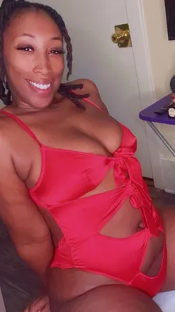 OnlyFans cuenta novaholiday header 2