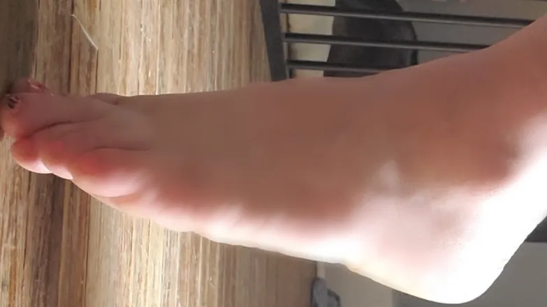 OnlyFans cuenta kandeyfeet header 2