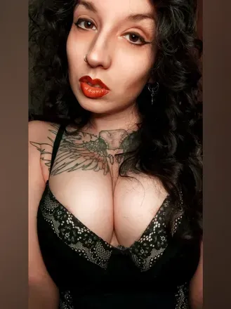 OnlyFans cuenta demonezzka avatar 1