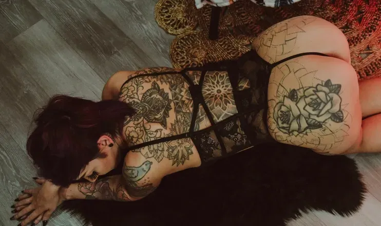 OnlyFans cuenta medusa_lovesyou header 2