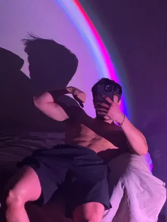 OnlyFans cuenta yourtoyboy_vip avatar 1