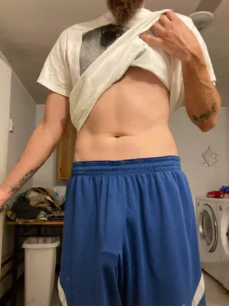 OnlyFans account  hunglowjo avatar 1