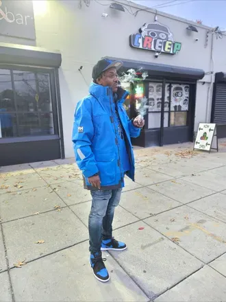 OnlyFans account  kingsparkzthestoner avatar 1