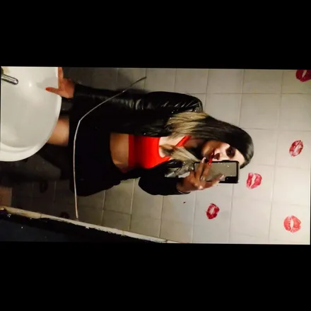 OnlyFans cuenta malena_m1 header 2