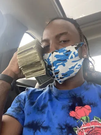 OnlyFans cuenta moneyteama avatar 1