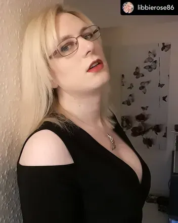 OnlyFans account  libbierose86 avatar 1