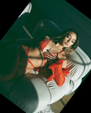 OnlyFans cuenta sarasheehan header 2