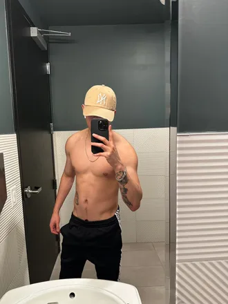 OnlyFans cuenta angelexposicion header 2
