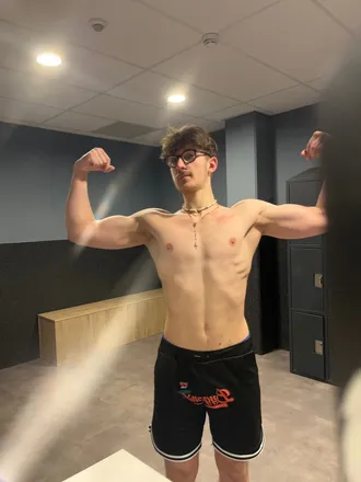 OnlyFans cuenta s.pl_03 header 2