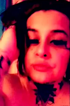OnlyFans cuenta mizzundastoodnikki69 header 2