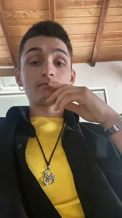 OnlyFans cuenta valentinsandru07 avatar 1