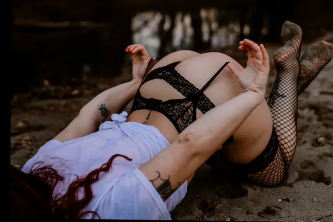 OnlyFans cuenta redheadvictoria header 2