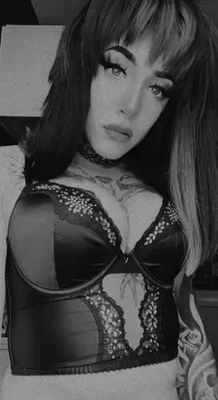 OnlyFans cuenta kellzzisguilty header 2