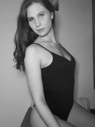 OnlyFans cuenta juli2497 header 2