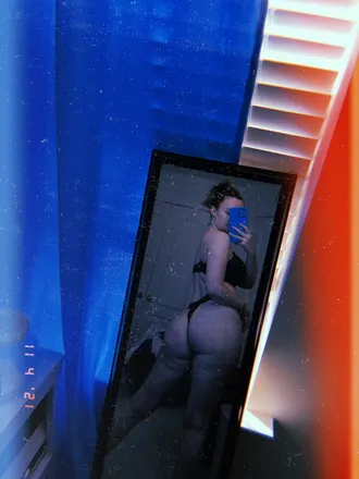 OnlyFans cuenta big.peach26 header 2