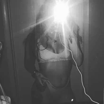 OnlyFans cuenta remiisavagee avatar 1