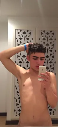 OnlyFans cuenta nicolasscortes header 2