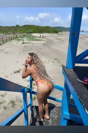 OnlyFans cuenta julivillar avatar 1