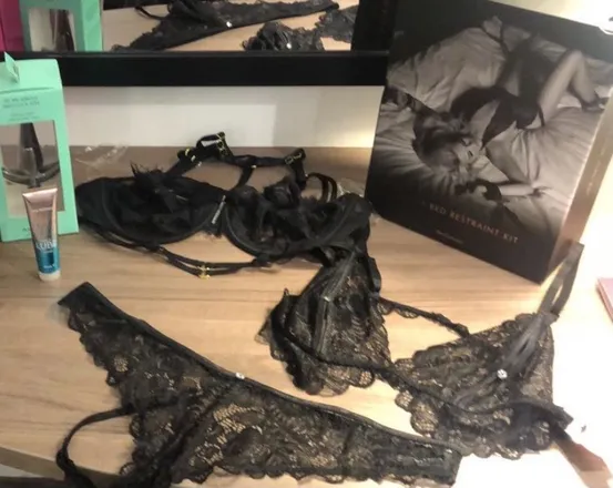 OnlyFans cuenta canadianpantydropper header 2