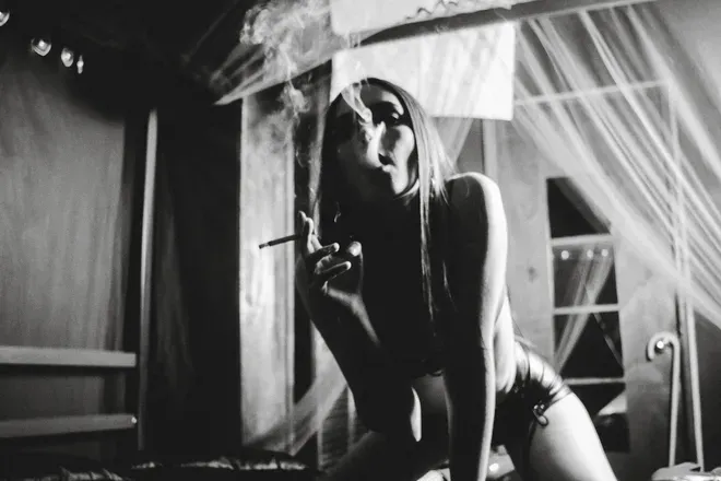 OnlyFans cuenta missaliceshadow header 2