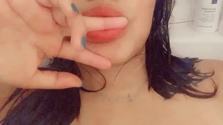 OnlyFans cuenta mamilovee header 2