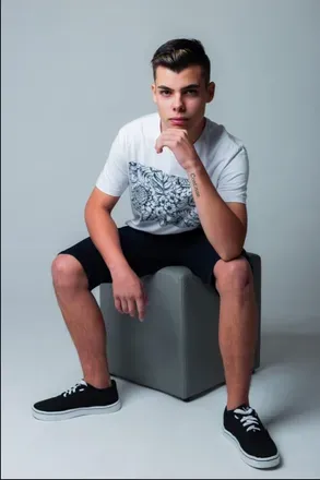 OnlyFans account  yandre_sts avatar 1