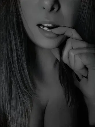 OnlyFans cuenta roses_elli avatar 1