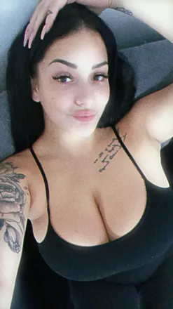 OnlyFans cuenta bigboobsanywayschille header 2