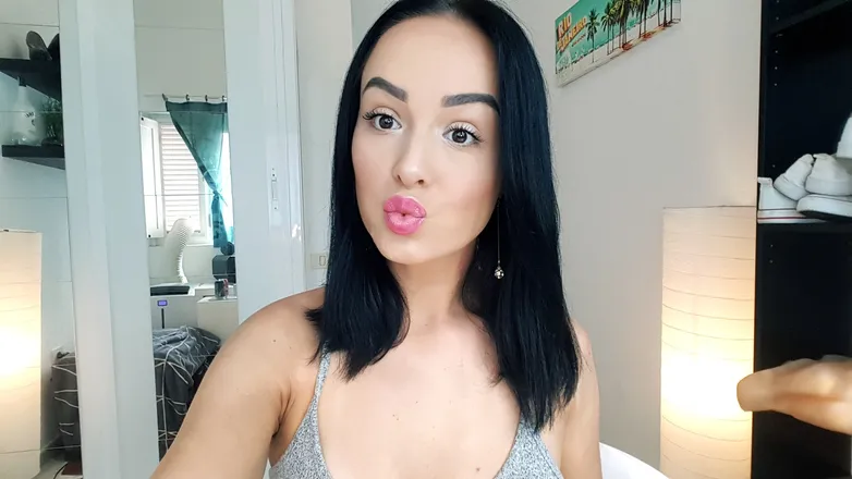 OnlyFans cuenta wetcameltoe_31 header 2
