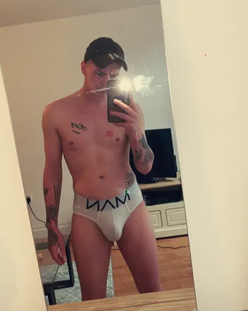 OnlyFans cuenta charleycolexxx header 2