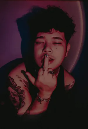 OnlyFans cuenta goldenmaknae1 header 2