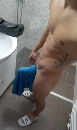 OnlyFans cuenta adoniss5 header 2