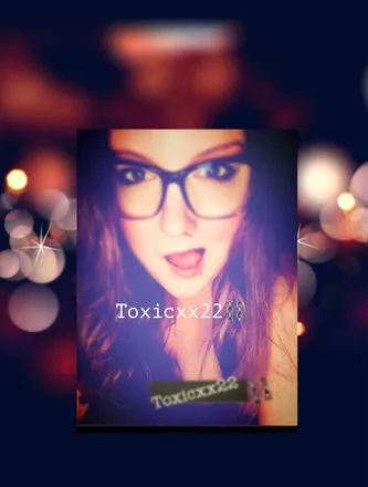 OnlyFans cuenta toxicxx22 header 2