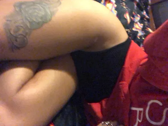 OnlyFans cuenta toyyums header 2