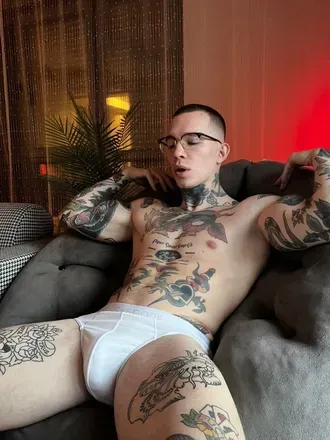 OnlyFans account  tom.ice avatar 1