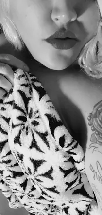 OnlyFans cuenta belledeesse header 2