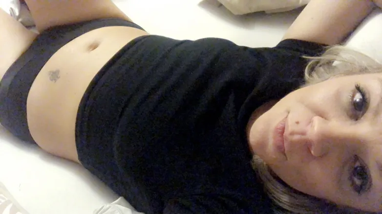OnlyFans cuenta yourfavoritecandi header 2