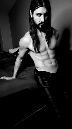 OnlyFans cuenta venomousrain header 2