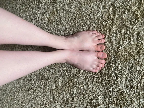 OnlyFans cuenta feetvibe5.5 header 2