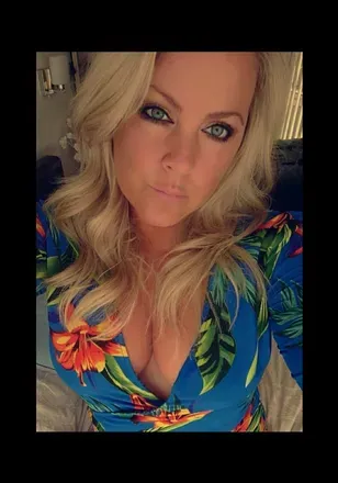 OnlyFans account  naughty-blondie avatar 1