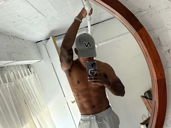 OnlyFans cuenta friocontrolling header 2