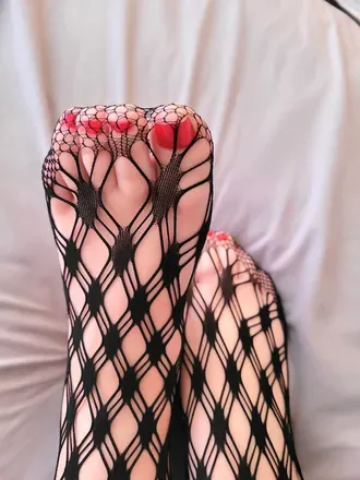 OnlyFans cuenta toesinthesand777 avatar 1