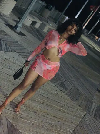 OnlyFans cuenta h0n3y_drip header 2